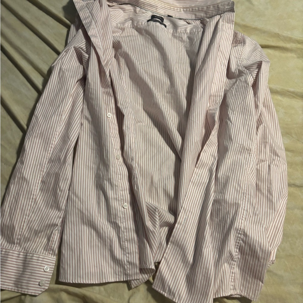 Mexx Semi-Slim Fit Striped Shirt in Pink and White